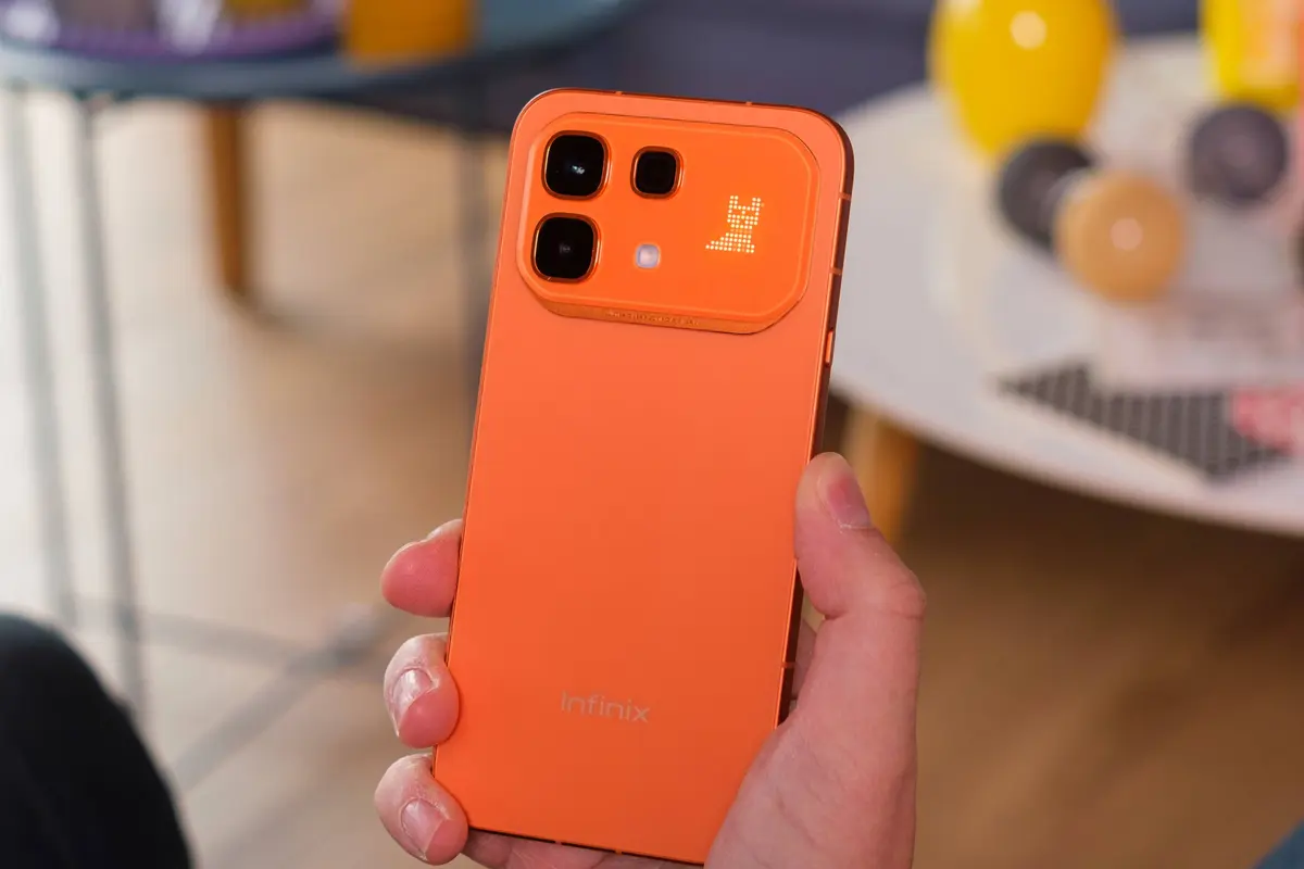 Распаковка Infinix Note 60 Pro: Первый взгляд