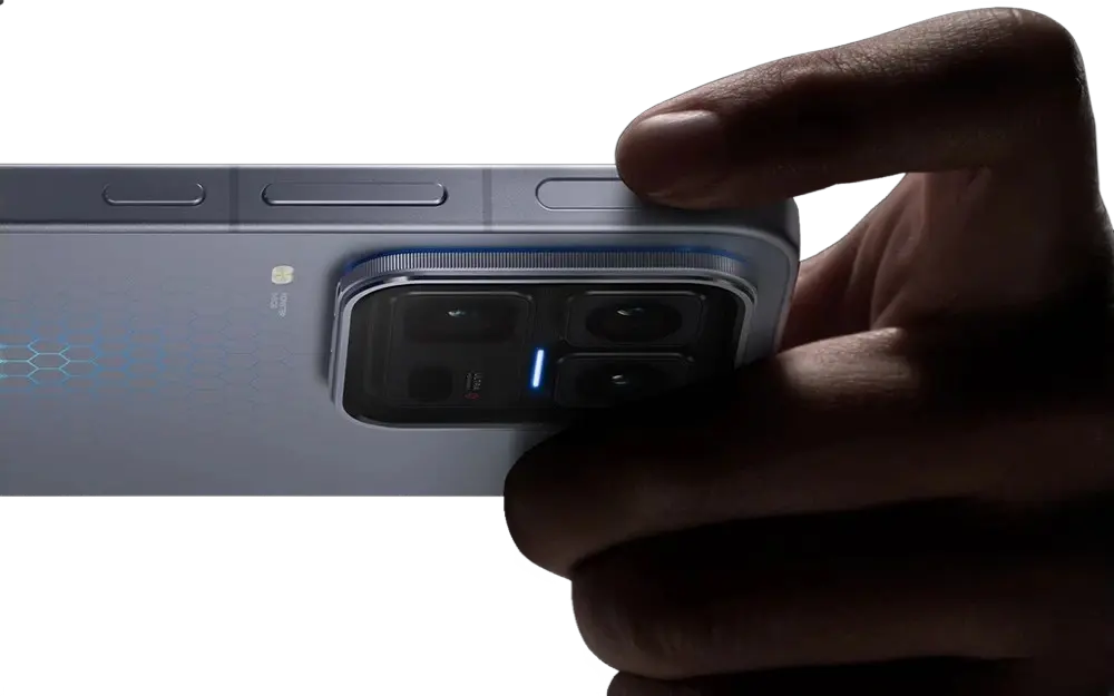 iQOO 15 Ultra: Подробности перед официальным анонсом