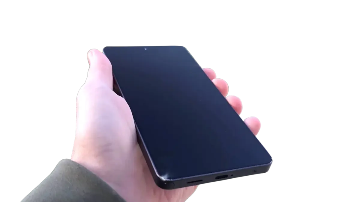 Drop-тест Samsung Galaxy S26 Ultra: Алюминий против Титана